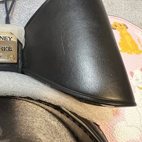 Disney Pink and Black Cat-Themed Minnie Ears Headband - Picture 3 of 4